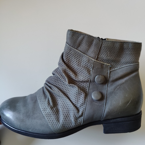 Miz Mooz Sallie Leather Ankle Boots